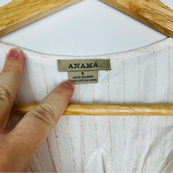 Anama Sleeveless Blouse With Lace And Metal Hardware - Picture 2 of 5